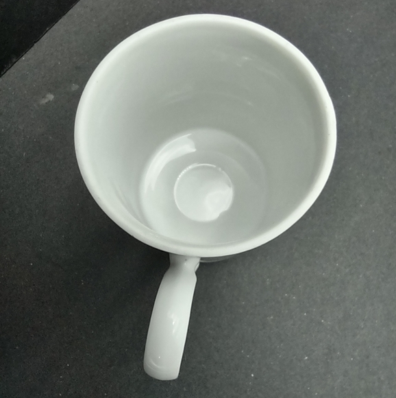 Dog-Themed White Porcelain Mugs Set - Picture 11 of 12